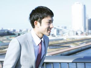 衣食住の食と住が確保されている所で